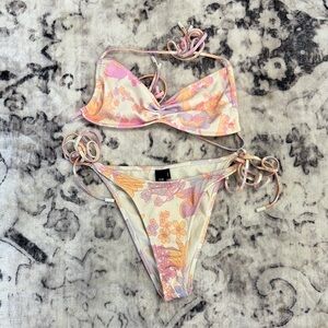 Triangle bikini set